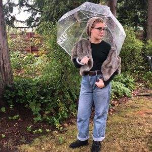 Amazing Faux fur shrug